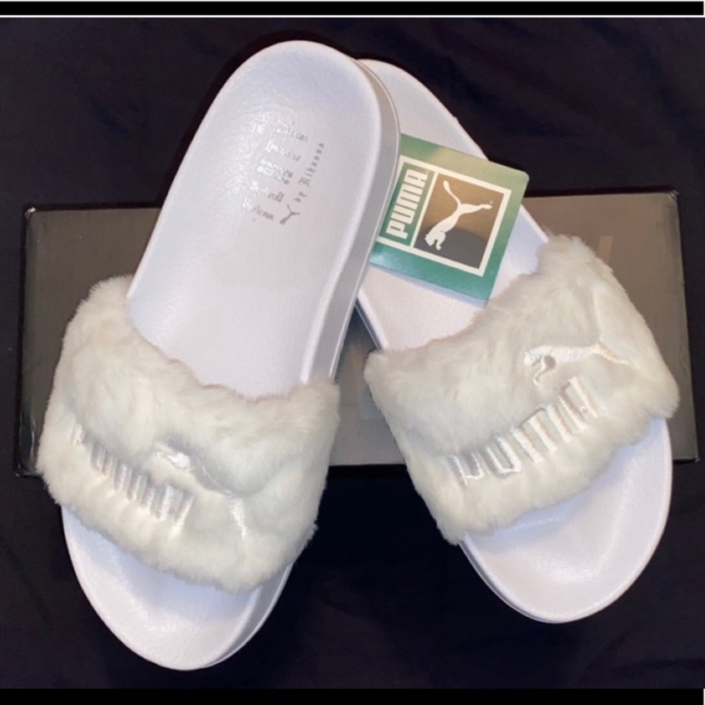PUMA X FENTY WOMENS LEADCAT SLIDES SIZE 7.5 WHITE
